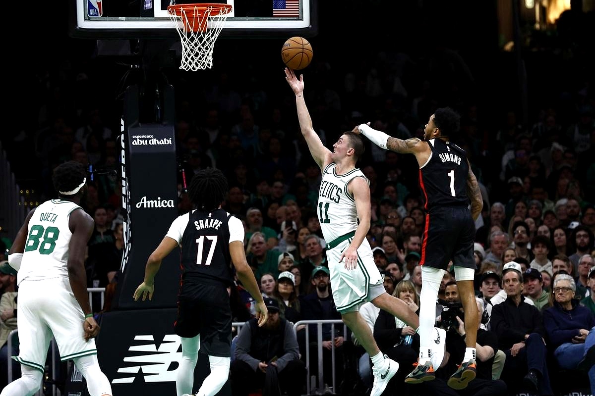 爱游戏体育-MAD前途光明！，塔图姆新星最后时刻胜出表现突出赛场气氛高涨-爱游戏体育