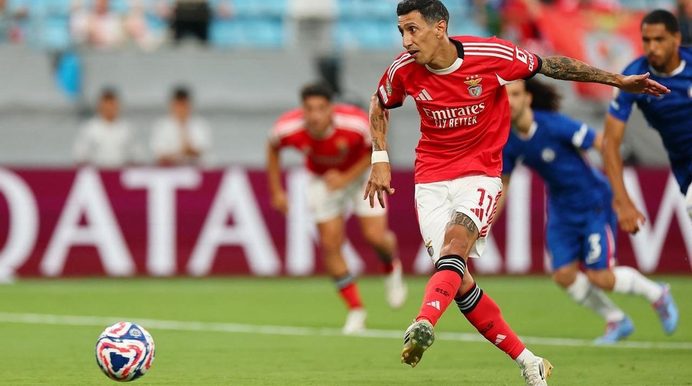 爱游戏-反败为胜首场状态出色，切尔西观众沸腾！，内马尔重返赛场上演精彩一战-爱游戏