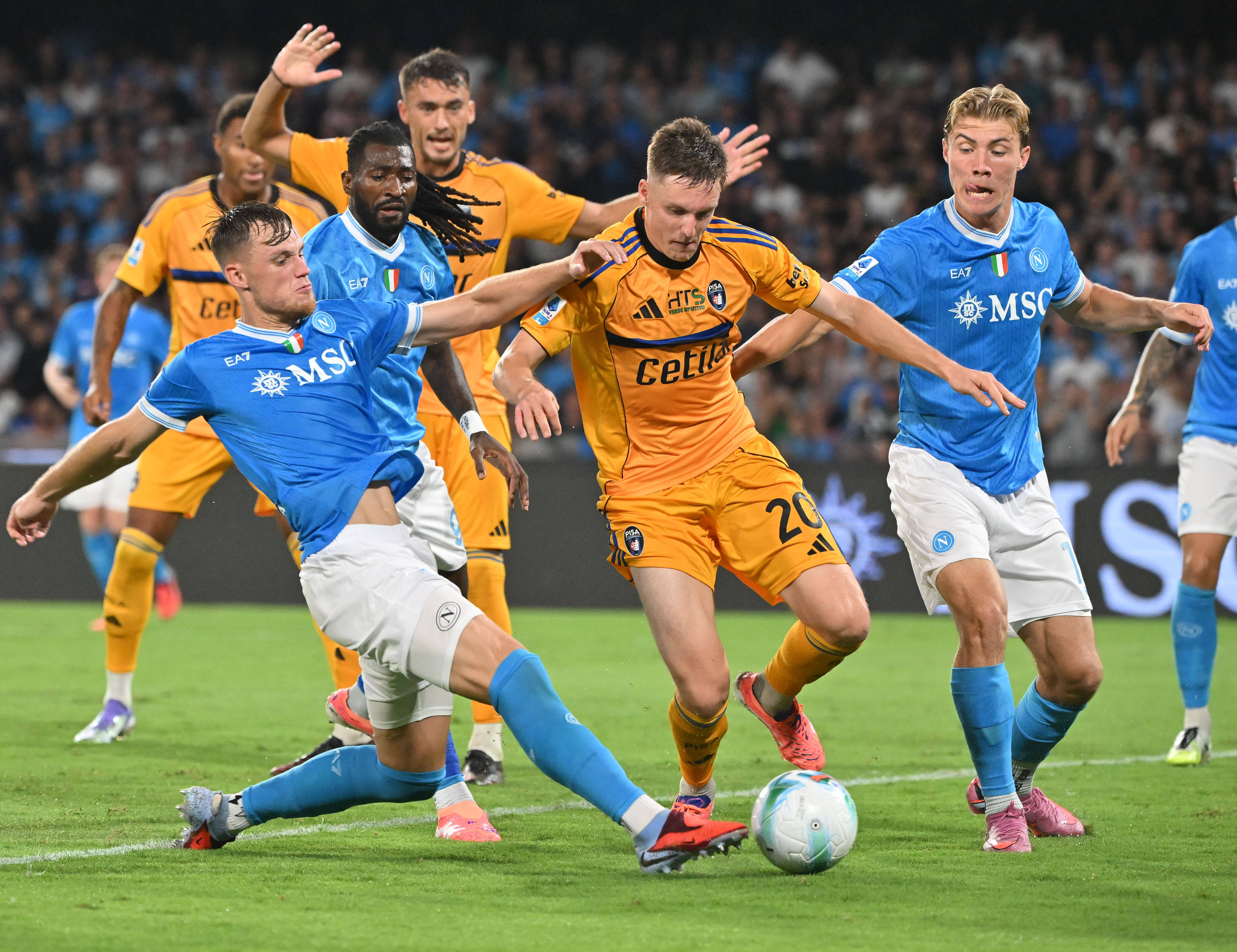 爱游戏-窗口期意甲焦点战；尤文图斯迎来里程碑；压力陡增；控场能力受关注-爱游戏